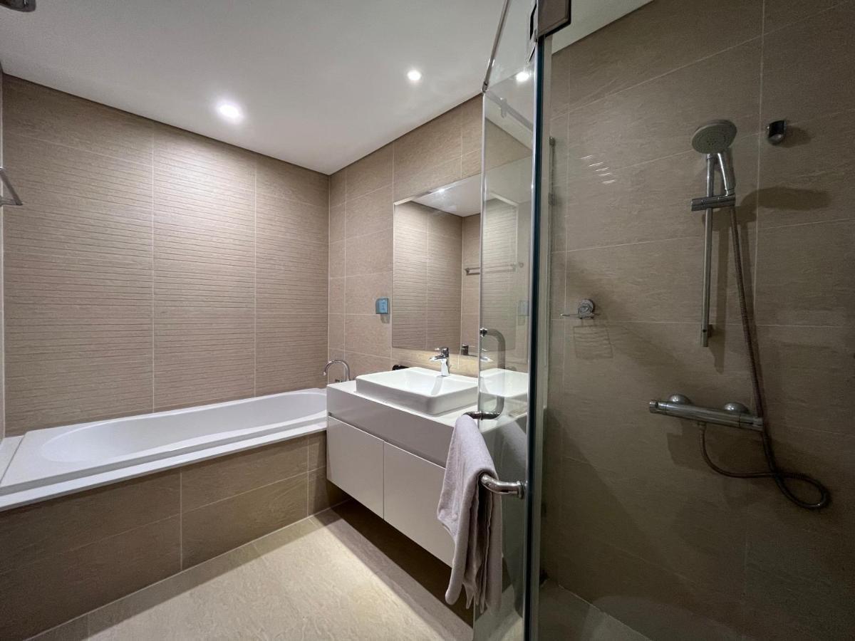 Appartement Vinhomes Skylake Luxury 3 Br *